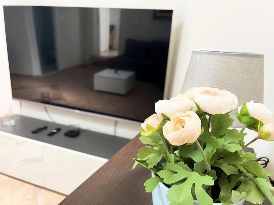 Eva'S Villas 2室温馨庭院拥有私家停车位 Glyka Nera Exterior foto